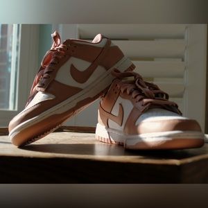 COPY - Size youth 6.5 girls Nike dunk lows